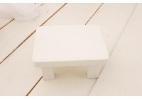 Banquinho Baixo de Madeira Branco