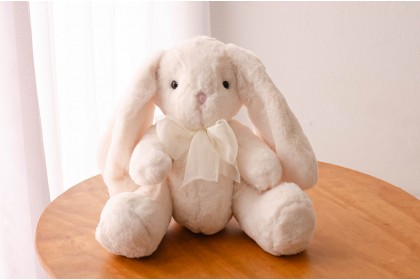 Coelho de Pelúcia Off White - Tamanho M Coelho de Pelúcia Off White - Tamanho M
