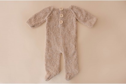 Macacão Tricot C/ Pezinho Nude - Newborn Macacão Tricot C/ Pezinho Nude - Newborn