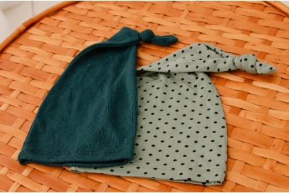 Gorro Bolinha + verde Petróleo - Newborn 