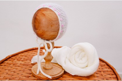 Conjunto Touca Bordada + Wrap Felpinho Off White