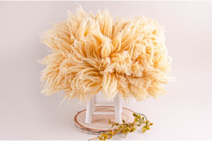 Flokati Super Premium Médio Amarelo Claro