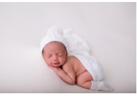 Conjunto Travesseiro Tricot  + Gorro Pompom + Meia  - Branco Mescla