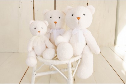 Urso de Pelúcia Off White - Tamanho P (Pré-venda)